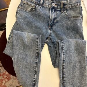 NWOT - GAP Kids Girls Stretch Skinny Jeans Size 10 Light Wash
